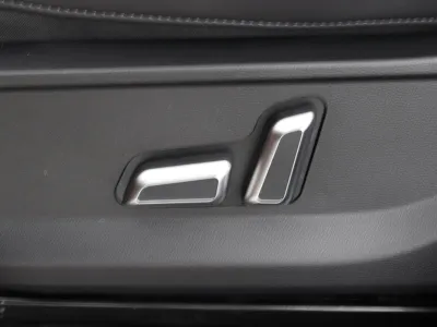 Автомобиль Haval Dargo, 2 л, полный привод, Робот, бензин в наличии в Новосибирск