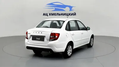 Автомобиль LADA Granta Седан, 1.6 л, передний привод, МКПП, бензин в наличии в Новосибирск