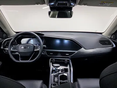 Автомобиль Geely Tugella, 2 л, полный привод, АКПП, бензин в наличии в Новосибирск