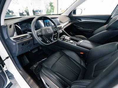 Автомобиль Changan CS75 Plus, 1.5 л, передний привод, АКПП, бензин в наличии в Краснодаре