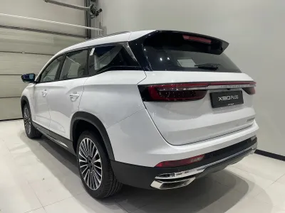 Автомобиль Jetour X90 Plus, 2 л, передний привод, Робот, бензин в наличии в Екатеринбург