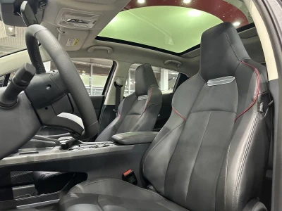 Автомобиль Changan UNI-T, 1.5 л, передний привод, Робот, бензин в наличии в Тюмени