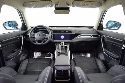 Автомобиль Geely Atlas Pro, 1.5 л, полный привод, Робот, бензин в наличии в Тюмени