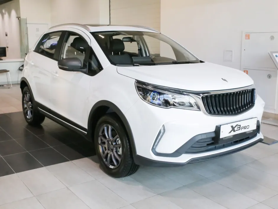 Автомобиль Livan X3 Pro, 1.5 л, передний привод, Вариатор, бензин в наличии в Краснодаре