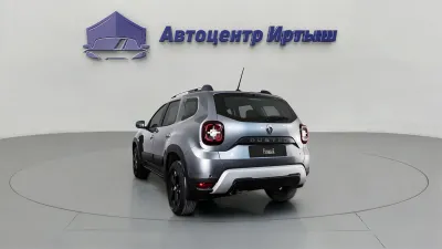 Автомобиль Renault Duster, 1.3 л, полный привод, Вариатор, бензин в наличии в Омске