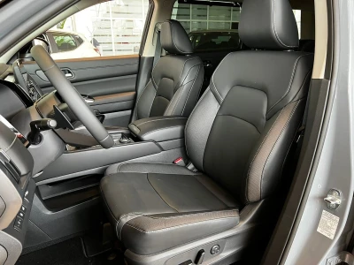 Автомобиль Nissan Pathfinder, 3.5 л, полный привод, АКПП, бензин в наличии в Тюмени