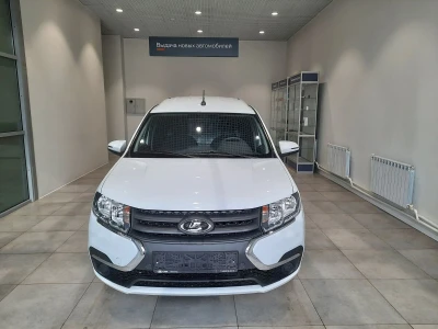 Автомобиль LADA Largus Фургон, 1.6 л, передний привод, МКПП, бензин в наличии в Краснодаре