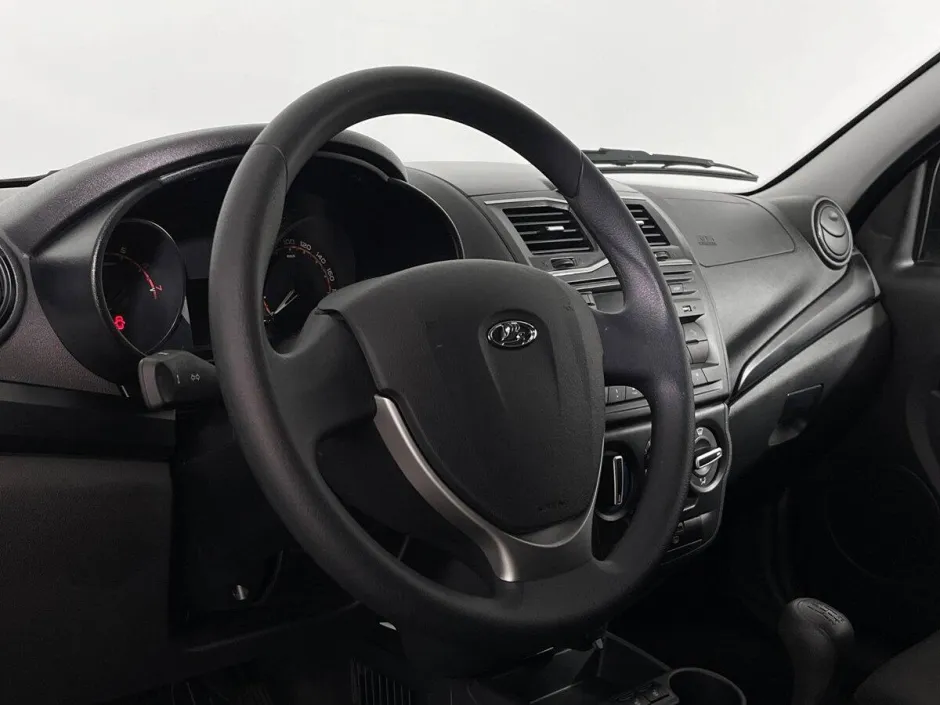 Автомобиль LADA Granta Седан, 1.6 л, передний привод, МКПП, бензин в наличии в Самаре