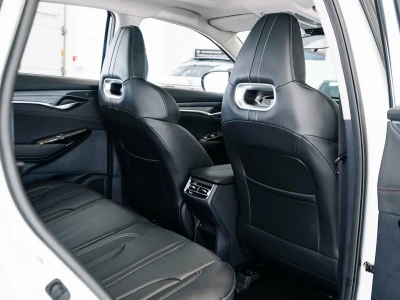 Автомобиль Changan CS75 Plus, 1.5 л, передний привод, АКПП, бензин в наличии в Краснодаре