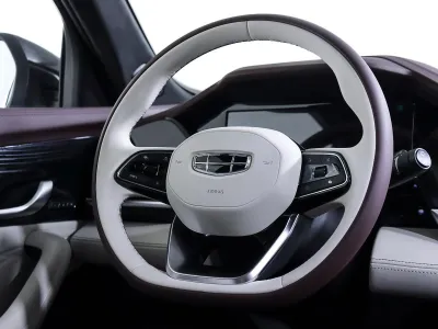 Автомобиль Geely Monjaro, 2 л, полный привод, АКПП, бензин в наличии в Новосибирск
