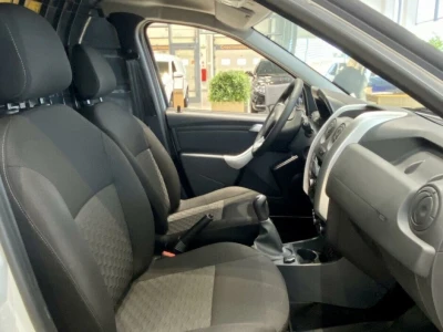 Автомобиль LADA Largus Cross 5 мест, 1.6 л, передний привод, МКПП, бензин в наличии в Краснодаре