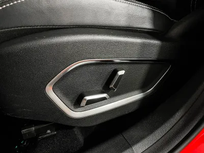 Автомобиль Geely Atlas Pro, 1.5 л, полный привод, Робот, бензин в наличии в Новосибирск