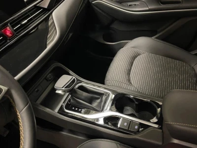 Автомобиль MOSKVICH 3, 1.5 л, передний привод, Вариатор, бензин в наличии в Екатеринбург