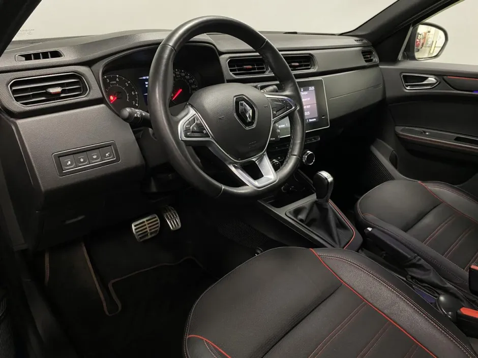 Автомобиль Renault Arkana, 1.6 л, передний привод, Вариатор, бензин в наличии в Краснодаре