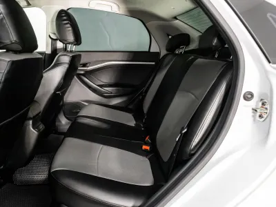 Автомобиль LADA Vesta CNG, 1.6 л, передний привод, МКПП, бензин в наличии в Новосибирск