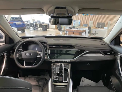 Автомобиль Geely Atlas Pro, 1.5 л, полный привод, Робот, бензин в наличии в Тюмени