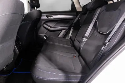 Автомобиль Haval Jolion, 1.5 л, передний привод, Робот, бензин в наличии в Новосибирск