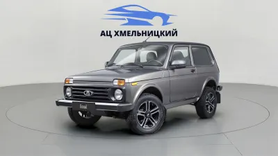 Автомобиль LADA Niva Legend 3D, 1.7 л, полный привод, МКПП, бензин в наличии в Новосибирск