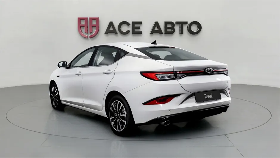 Автомобиль JAC J7, 1.5 л, передний привод, Вариатор, бензин в наличии в Самаре