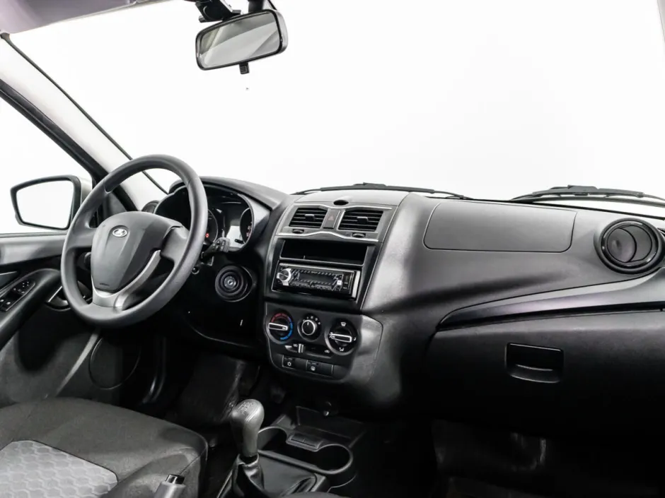 Автомобиль LADA Granta Седан, 1.6 л, передний привод, МКПП, бензин в наличии в Самаре
