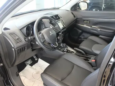 Автомобиль Mitsubishi ASX, 2 л, полный привод, Вариатор, бензин в наличии в Краснодаре