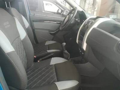 Автомобиль LADA Largus Cross 5 мест, 1.6 л, передний привод, МКПП, бензин в наличии в Новосибирске