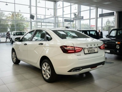 Автомобиль LADA Vesta, 1.6 л, передний привод, МКПП, бензин в наличии в Краснодаре