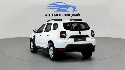 Автомобиль Renault Duster, 1.6 л, полный привод, МКПП, бензин в наличии в Новосибирск
