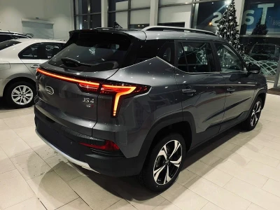 Автомобиль JAC JS4, 1.5 л, передний привод, Вариатор, бензин в наличии в Екатеринбургe