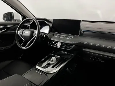 Автомобиль Haval Jolion, 1.5 л, передний привод, Робот, бензин в наличии в Новосибирск