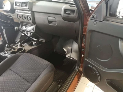 Автомобиль LADA Niva Legend 3D, 1.7 л, полный привод, МКПП, бензин в наличии в Екатеринбургe