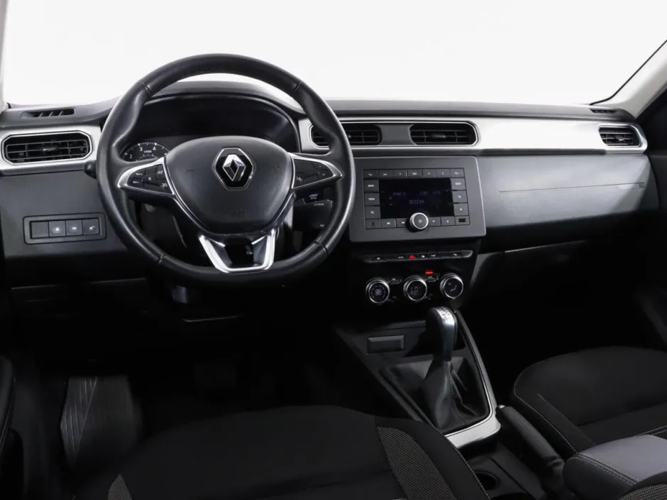 Автомобиль Renault Arkana, 1.6 л, передний привод, Вариатор, бензин в наличии в Краснодаре