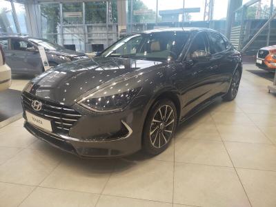 Автомобиль Hyundai Sonata, 2.5 л, передний привод, АКПП, бензин в наличии в Краснодаре