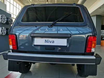 Автомобиль LADA Niva Legend 3D, 1.7 л, полный привод, МКПП, бензин в наличии в Новосибирске