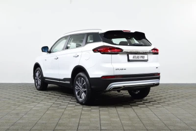 Автомобиль Geely Atlas Pro, 1.5 л, полный привод, Робот, бензин в наличии в Тюмени