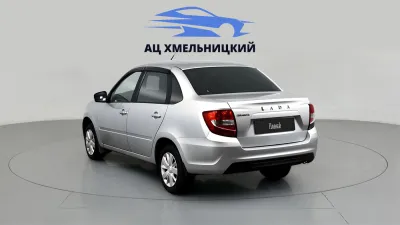 Автомобиль LADA Granta Седан, 1.6 л, передний привод, МКПП, бензин в наличии в Новосибирск