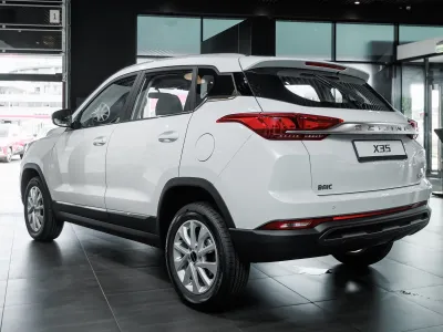 Автомобиль BAIC X35, 1.5 л, передний привод, МКПП, бензин в наличии в Тюмени