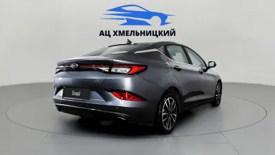 Автомобиль JAC J7, 1.5 л, передний привод, Вариатор, бензин в наличии в Новосибирск