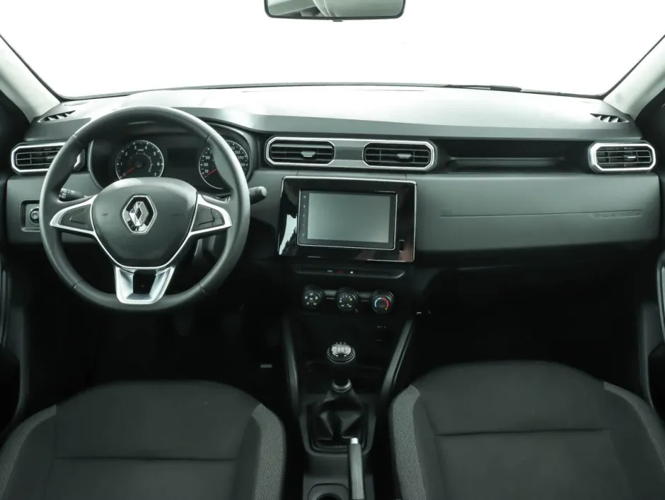 Автомобиль Renault Duster, 1.6 л, полный привод, МКПП, бензин в наличии в Самаре