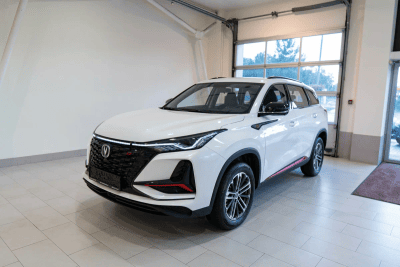 Автомобиль Changan CS75 Plus, 1.5 л, передний привод, АКПП, бензин в наличии в Краснодаре