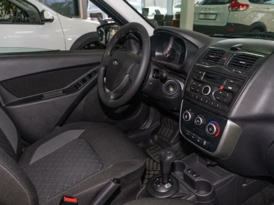 Автомобиль LADA Granta Cross, 1.6 л, передний привод, МКПП, бензин в наличии в Екатеринбургe