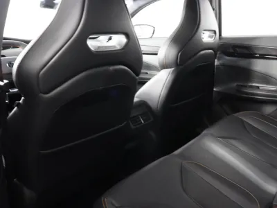 Автомобиль Changan UNI-V, 1.5 л, передний привод, Робот, бензин в наличии в Новосибирск