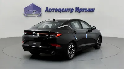 Автомобиль JAC J7, 1.5 л, передний привод, Вариатор, бензин в наличии в Омске