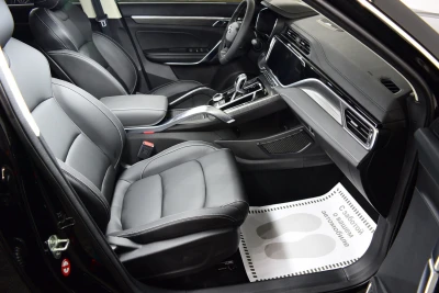 Автомобиль Geely Atlas Pro, 1.5 л, полный привод, Робот, бензин в наличии в Тюмени