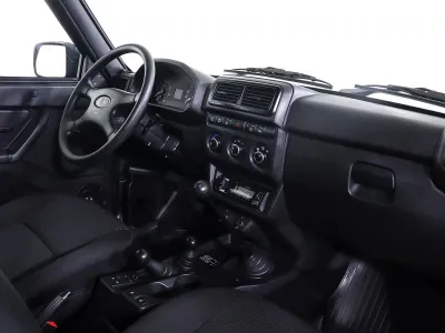 Автомобиль LADA Niva Legend 3D, 1.7 л, полный привод, МКПП, бензин в наличии в Новосибирск