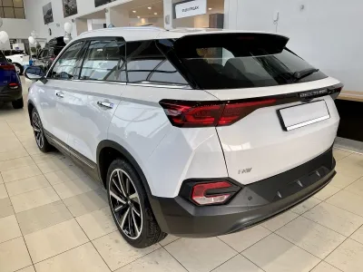 Автомобиль FAW Bestune T77, 1.5 л, передний привод, Робот, бензин в наличии в Краснодаре