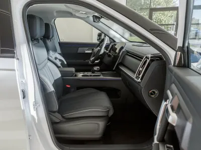 Автомобиль JAECOO J7, 1.6 л, полный привод, Робот, бензин в наличии в Санкт-Петербург