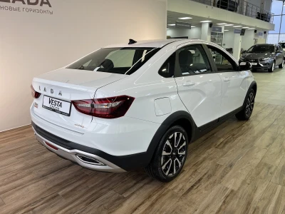 Автомобиль LADA Vesta Cross, 1.6 л, передний привод, МКПП, бензин в наличии в Новосибирске