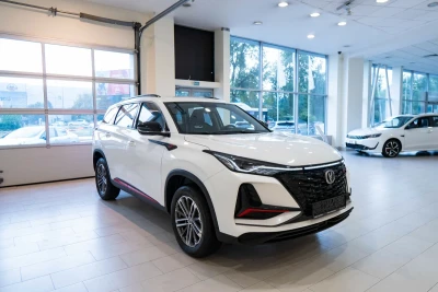 Автомобиль Changan CS75 Plus, 1.5 л, передний привод, АКПП, бензин в наличии в Краснодаре