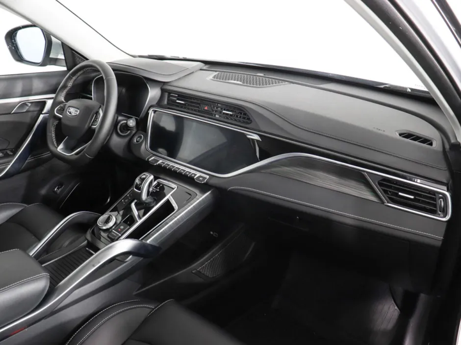 Автомобиль Geely Atlas Pro, 1.5 л, полный привод, Робот, бензин в наличии в Самаре